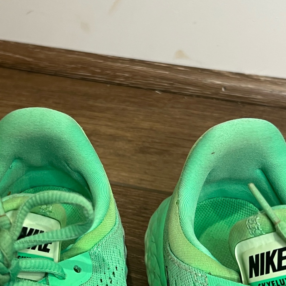 Women's Nike Lunar SkyLux Electro green - Picture 10 of 10